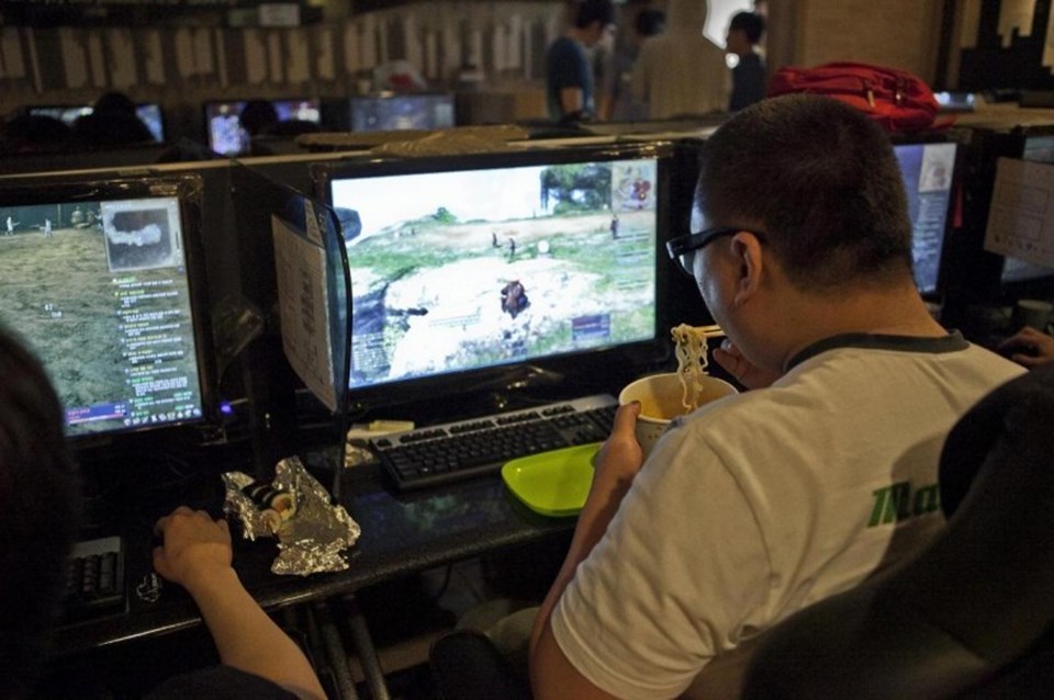 Bilgisayar Oyunu bağımlılığı nedir, oyun bağımlılığı nasıl tedavi edilir?